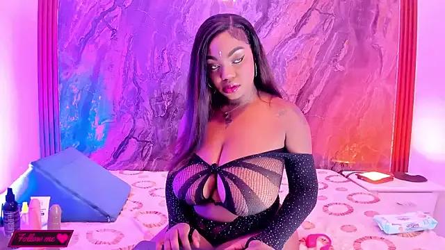 Unleash your urge for fetish cams livestreamers with our pick of steaming hot models, versed in the art of seduction and indulgence.