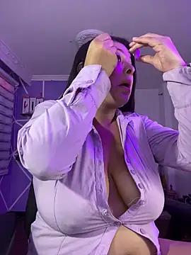 Unleash your urge for fetish cams livestreamers with our pick of steaming hot models, versed in the art of seduction and indulgence.