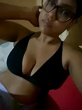 MiiaBrownn from StripChat is Freechat