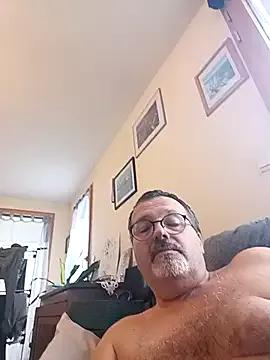 mike9473 from StripChat is Freechat
