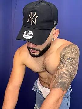 Unleash your urge for fetish cams livestreamers with our pick of steaming hot models, versed in the art of seduction and indulgence.