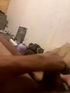 mikeylong from StripChat is Freechat