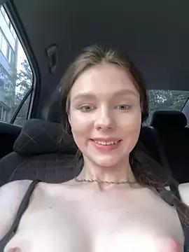 MilaBee from StripChat is Freechat