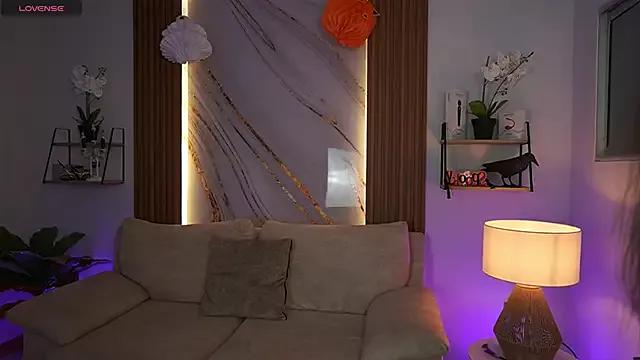 MilaCrave from StripChat is Freechat