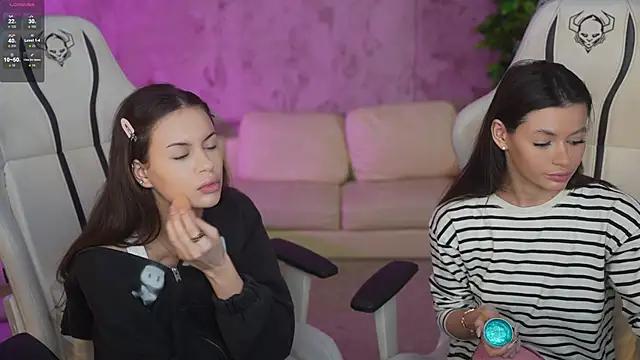 Unleash your urge for fetish cams livestreamers with our pick of steaming hot models, versed in the art of seduction and indulgence.