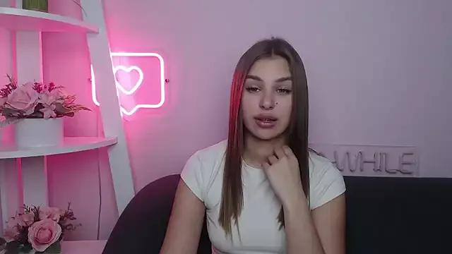 Unleash your urge for fetish cams livestreamers with our pick of steaming hot models, versed in the art of seduction and indulgence.