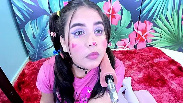 Unleash your urge for fetish cams livestreamers with our pick of steaming hot models, versed in the art of seduction and indulgence.