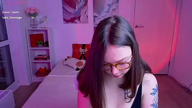 Unleash your urge for fetish cams livestreamers with our pick of steaming hot models, versed in the art of seduction and indulgence.