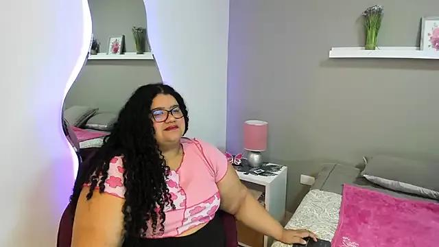 Miley_Collins from StripChat is Freechat