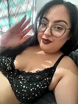 Photos of MileyGia from StripChat is Freechat