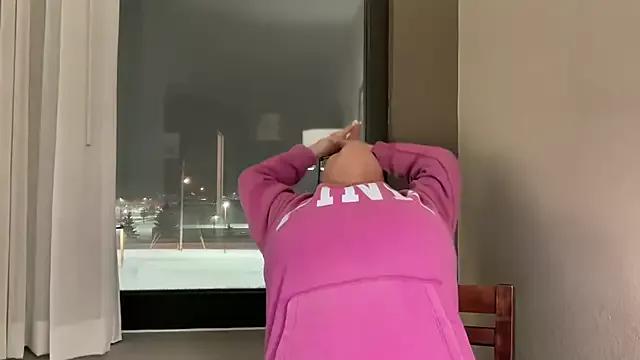 Milf_Goddess from StripChat is Freechat