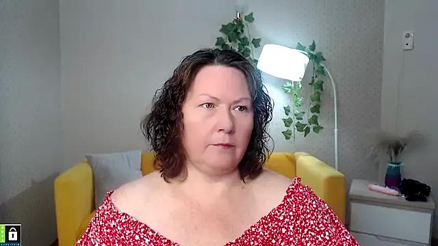 milf_hornys from StripChat is Freechat