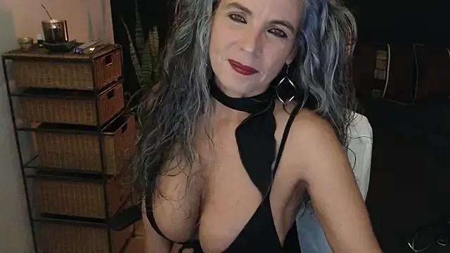 Photos of milfettefab from StripChat is Freechat