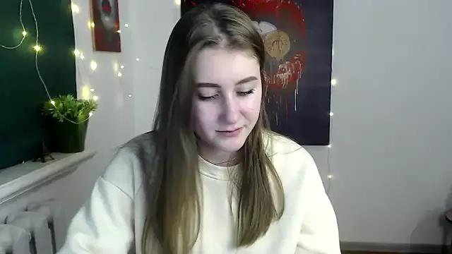 Milka_kamila from StripChat is Freechat