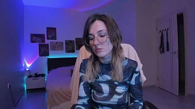 Unleash your urge for fetish cams livestreamers with our pick of steaming hot models, versed in the art of seduction and indulgence.