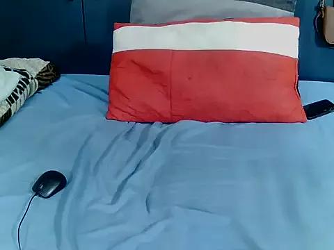 MilkyBoobs7 from StripChat is Freechat