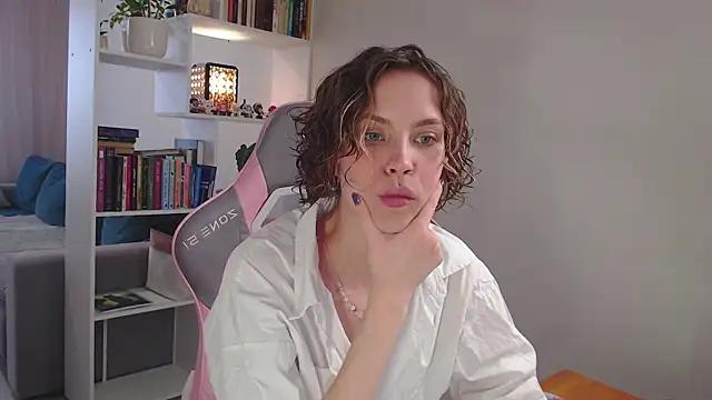 Unleash your urge for fetish cams livestreamers with our pick of steaming hot models, versed in the art of seduction and indulgence.
