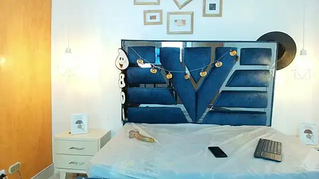 Unleash your urge for fetish cams livestreamers with our pick of steaming hot models, versed in the art of seduction and indulgence.