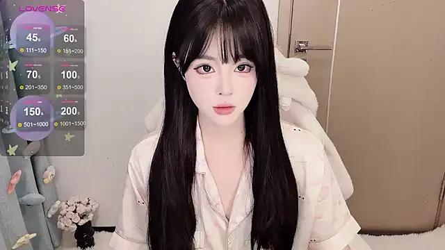 Mini-X from StripChat is Freechat