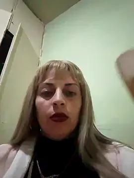 MininaHot00 from StripChat is Freechat