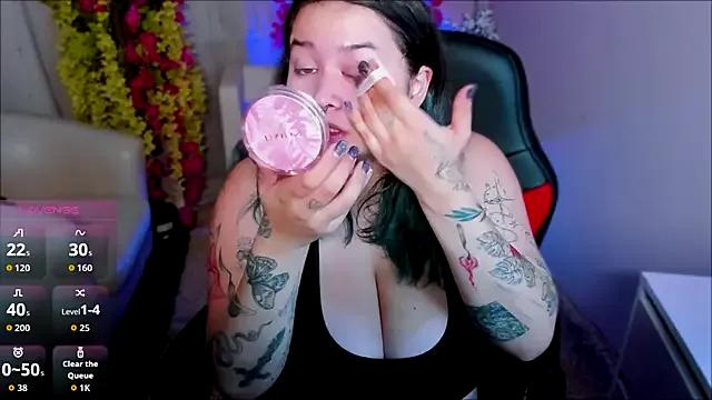 Unleash your urge for fetish cams livestreamers with our pick of steaming hot models, versed in the art of seduction and indulgence.