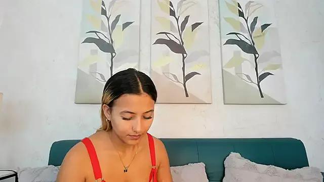 Unleash your urge for fetish cams livestreamers with our pick of steaming hot models, versed in the art of seduction and indulgence.