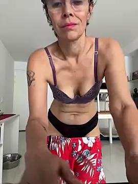 MireyaTorresGu from StripChat is Freechat