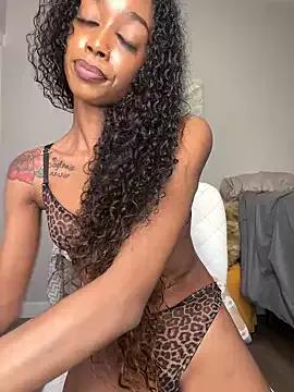 Unleash your urge for fetish cams livestreamers with our pick of steaming hot models, versed in the art of seduction and indulgence.