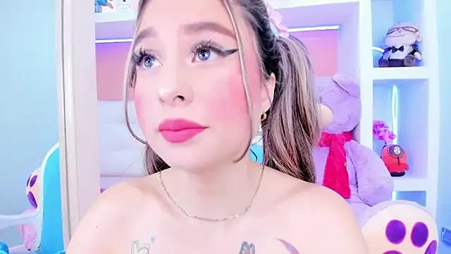 Unleash your urge for fetish cams livestreamers with our pick of steaming hot models, versed in the art of seduction and indulgence.