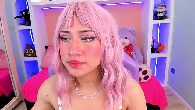 Unleash your urge for fetish cams livestreamers with our pick of steaming hot models, versed in the art of seduction and indulgence.