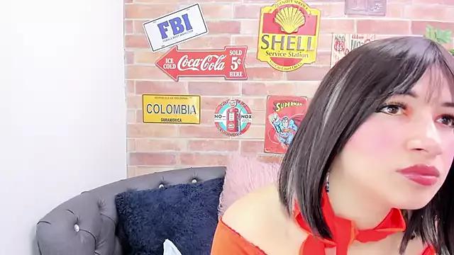 Unleash your urge for fetish cams livestreamers with our pick of steaming hot models, versed in the art of seduction and indulgence.