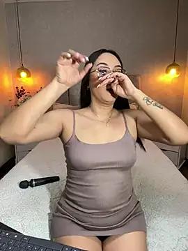Unleash your urge for fetish cams livestreamers with our pick of steaming hot models, versed in the art of seduction and indulgence.