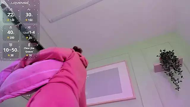 Miss_Jhelena from StripChat is Freechat