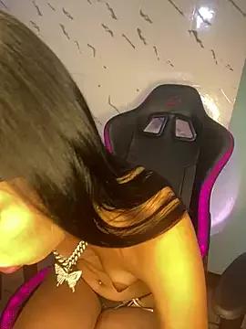 Miss_karol from StripChat is Freechat