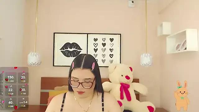 Unleash your urge for fetish cams livestreamers with our pick of steaming hot models, versed in the art of seduction and indulgence.