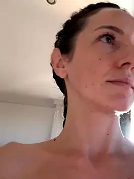 MissKaylaB from StripChat is Freechat