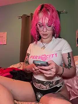 Unleash your urge for fetish cams livestreamers with our pick of steaming hot models, versed in the art of seduction and indulgence.