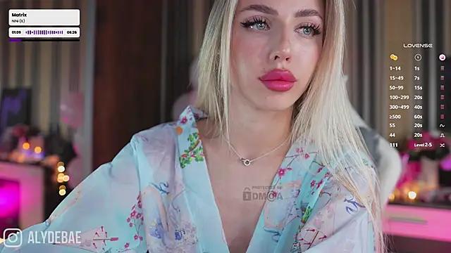 Unleash your urge for fetish cams livestreamers with our pick of steaming hot models, versed in the art of seduction and indulgence.
