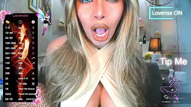 Unleash your urge for fetish cams livestreamers with our pick of steaming hot models, versed in the art of seduction and indulgence.