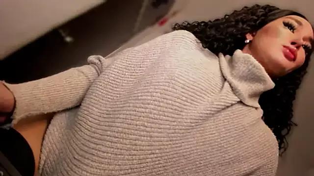 Unleash your urge for fetish cams livestreamers with our pick of steaming hot models, versed in the art of seduction and indulgence.