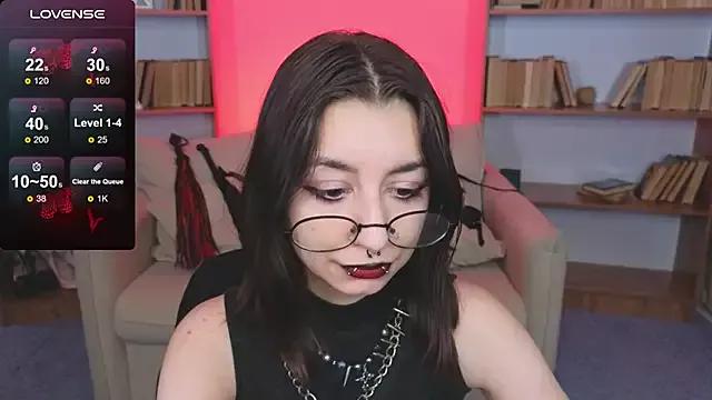 Mistress__Marcelline from StripChat is Freechat