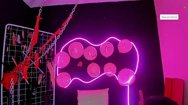 Unleash your urge for fetish cams livestreamers with our pick of steaming hot models, versed in the art of seduction and indulgence.