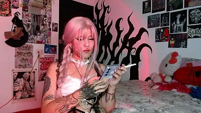 Unleash your urge for fetish cams livestreamers with our pick of steaming hot models, versed in the art of seduction and indulgence.
