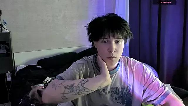 miya_meow_miku from StripChat is Freechat