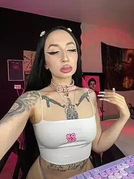 Unleash your urge for fetish cams livestreamers with our pick of steaming hot models, versed in the art of seduction and indulgence.