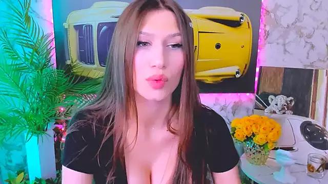 Unleash your urge for fetish cams livestreamers with our pick of steaming hot models, versed in the art of seduction and indulgence.