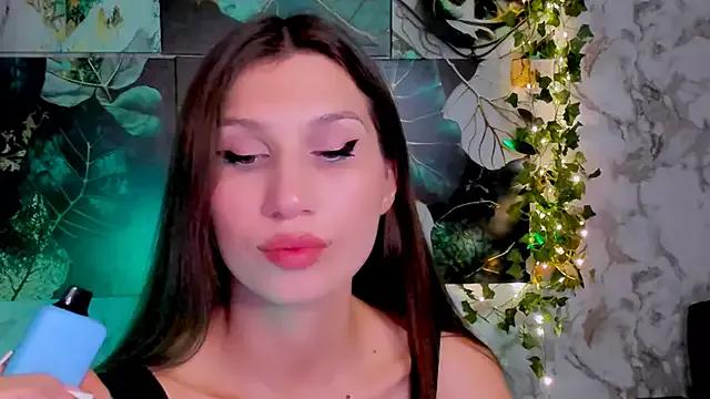 Unleash your urge for fetish cams livestreamers with our pick of steaming hot models, versed in the art of seduction and indulgence.