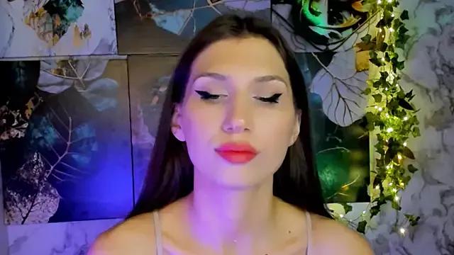 Mollyinyourmind from StripChat is Freechat