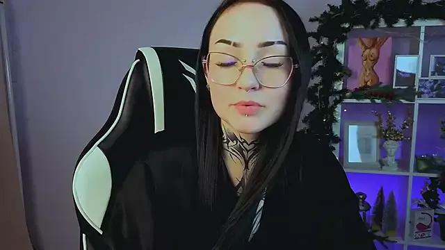 MollyKissy from StripChat is Freechat