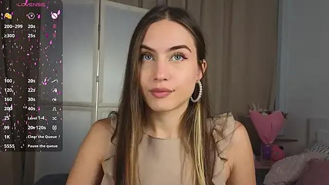 Unleash your urge for fetish cams livestreamers with our pick of steaming hot models, versed in the art of seduction and indulgence.